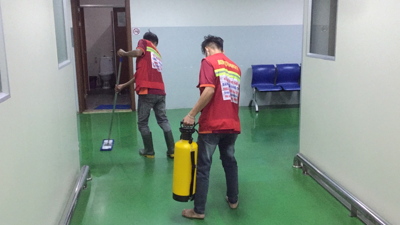 Phủ Bóng Sàn Epoxy Nhà Xưởng Bình Dương