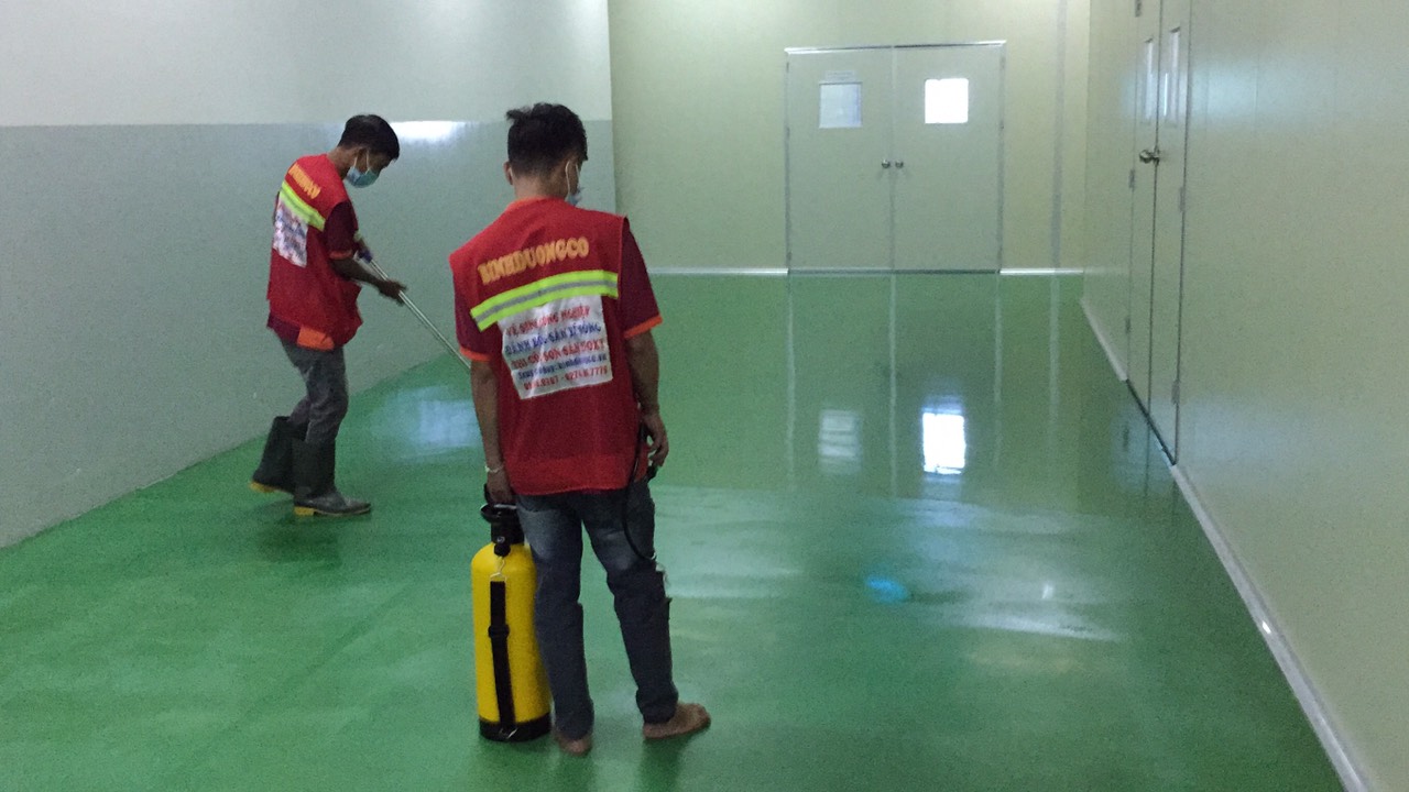 Phủ Bóng Sàn Epoxy Nhà Xưởng