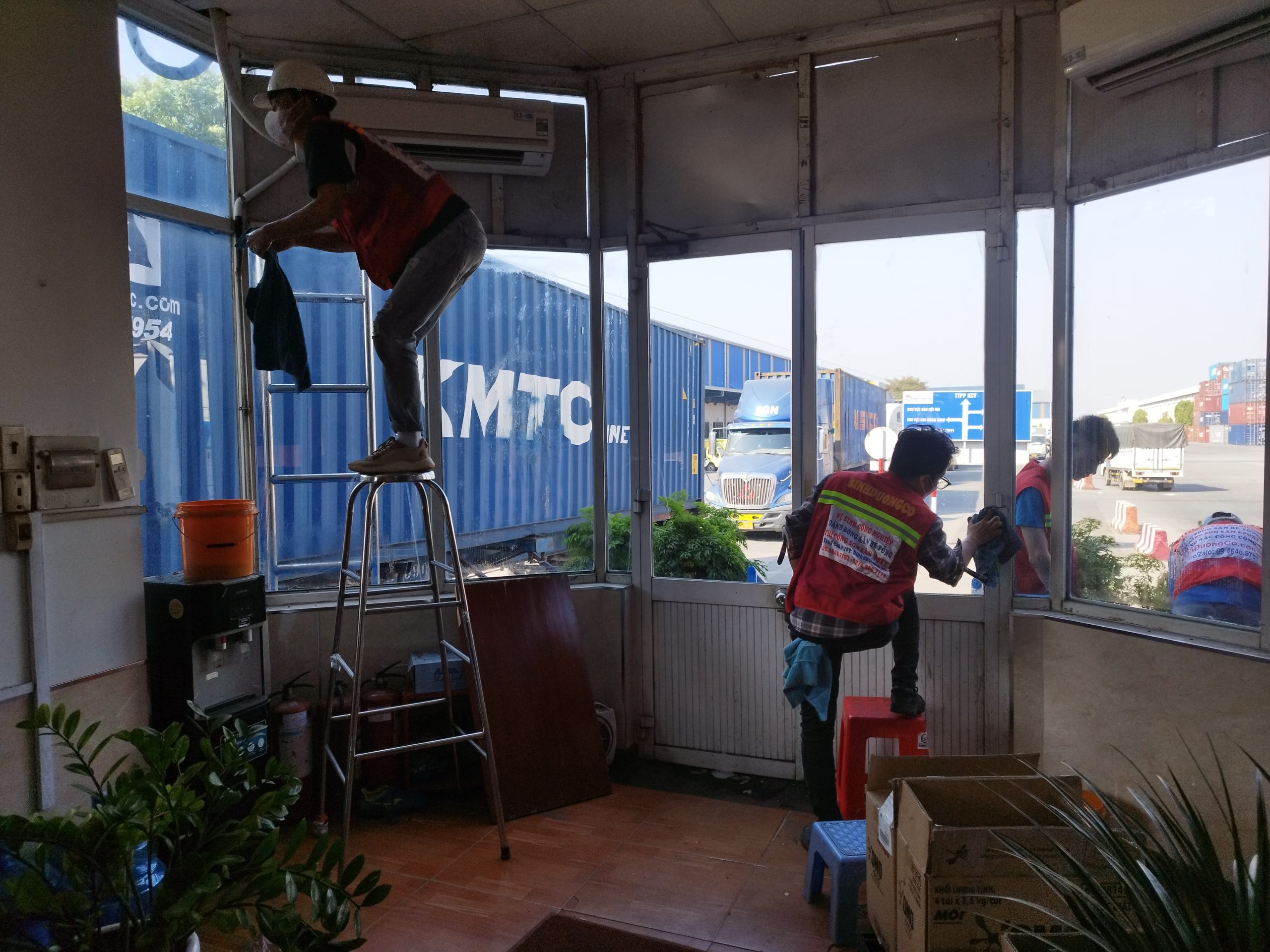 Vệ Sinh Công Nghiệp Ở Bình Dương