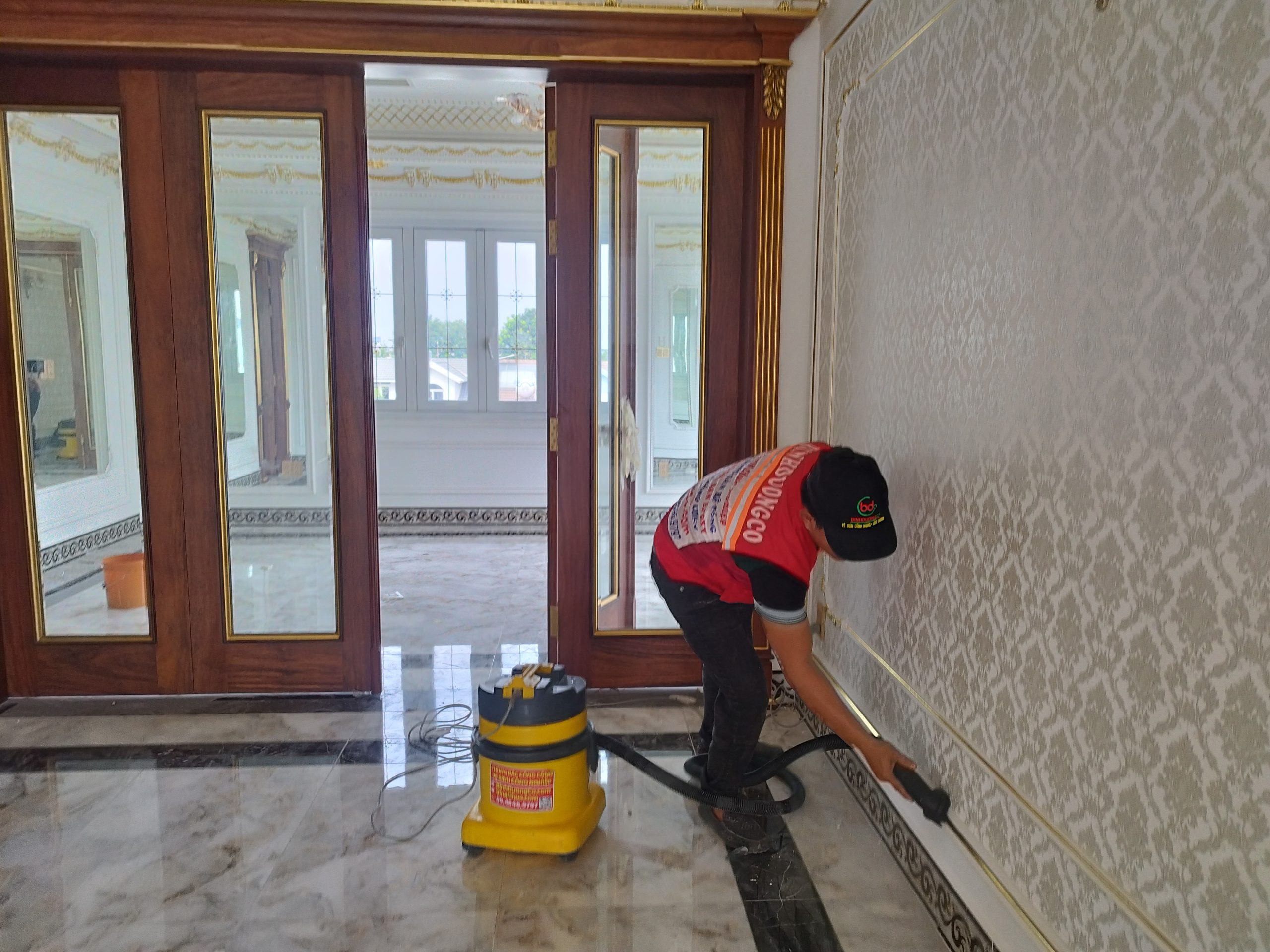 Dịch Vụ Vệ Sinh Nhà Cửa Chuyên Nghiệp Tại Bình Dương