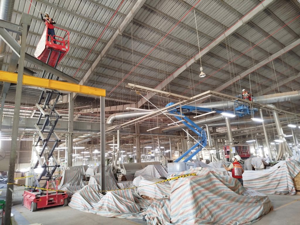 Dịch vụ vệ sinh công nghiệp uy tín tại Bình Dương