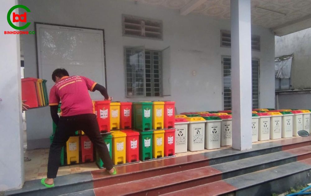 dịch vụ cung cấp thùng rác chuyên nghiệp tại bình dương