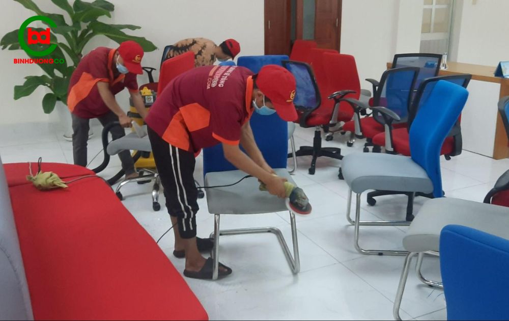 đội ngũ kỹ thuật viên được đào tạo bài bản