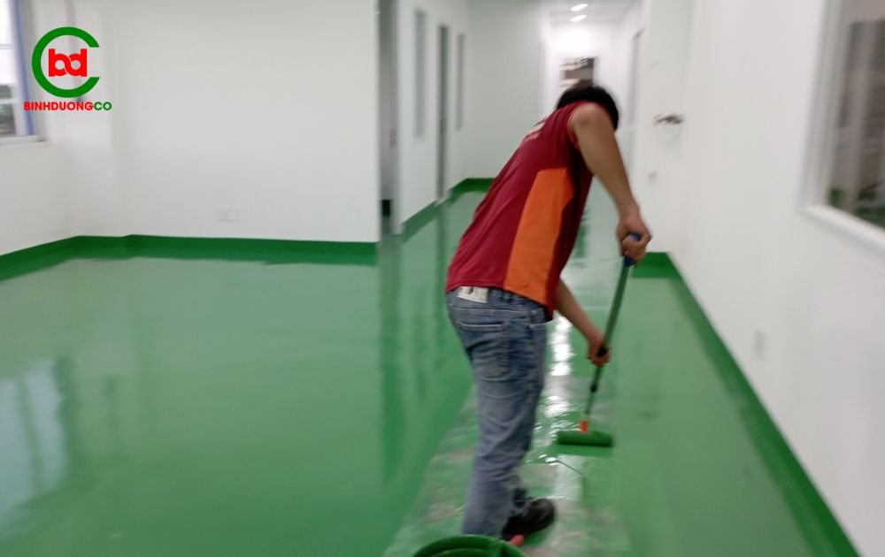 thi công lớp bả epoxy