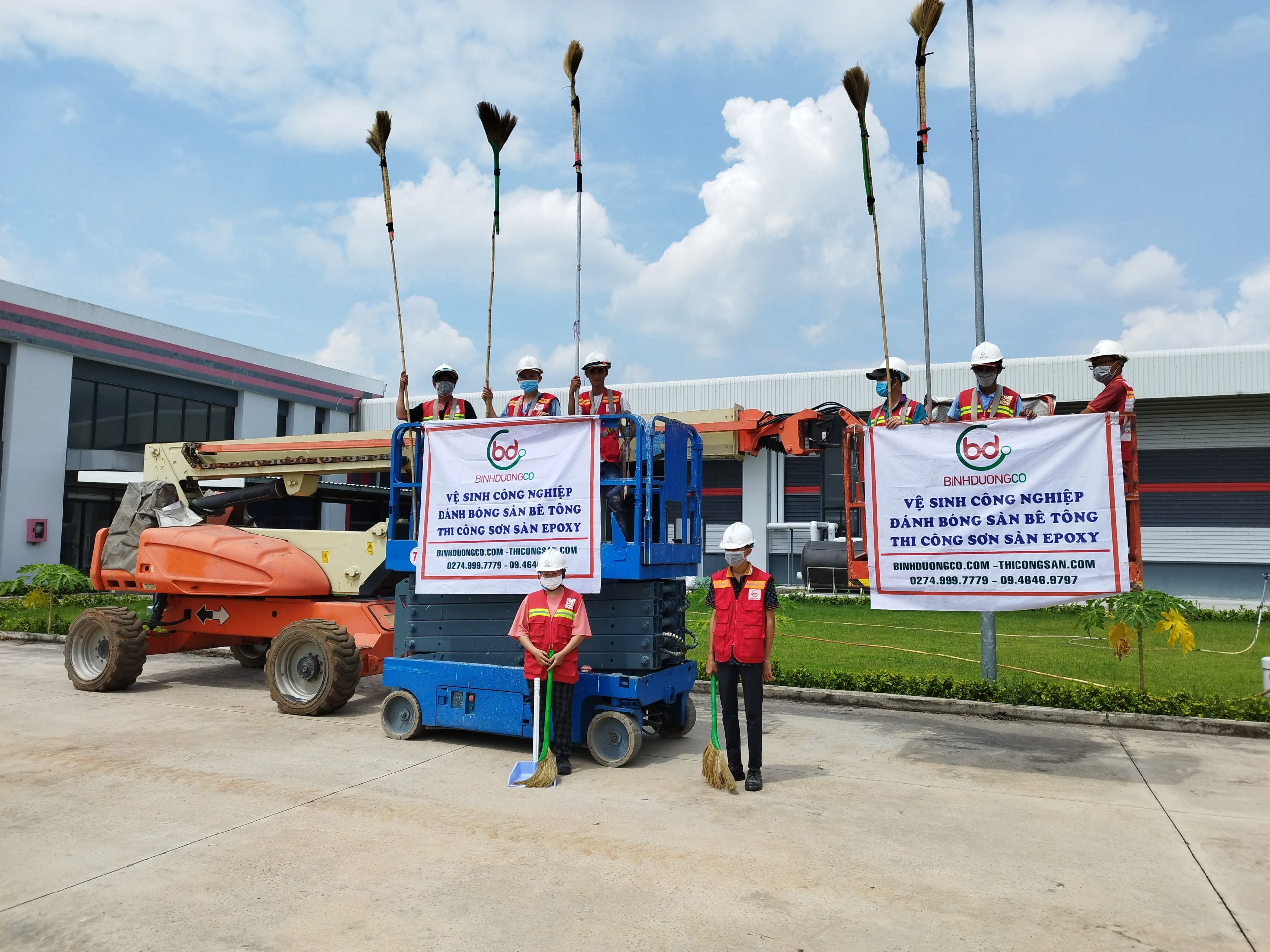 Vệ Sinh Nhà Xưởng Tại KCN Mỹ Phước