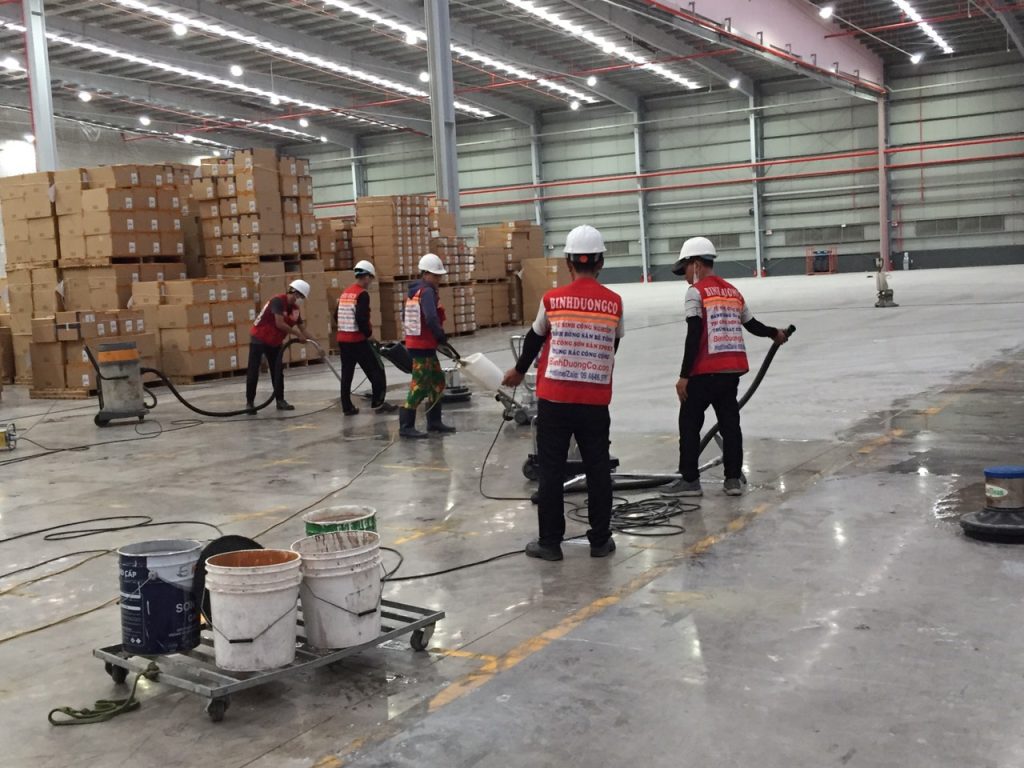 Dịch Vụ Vệ Sinh Công Nghiệp Chuyên Nghiệp Tại Bình Dương